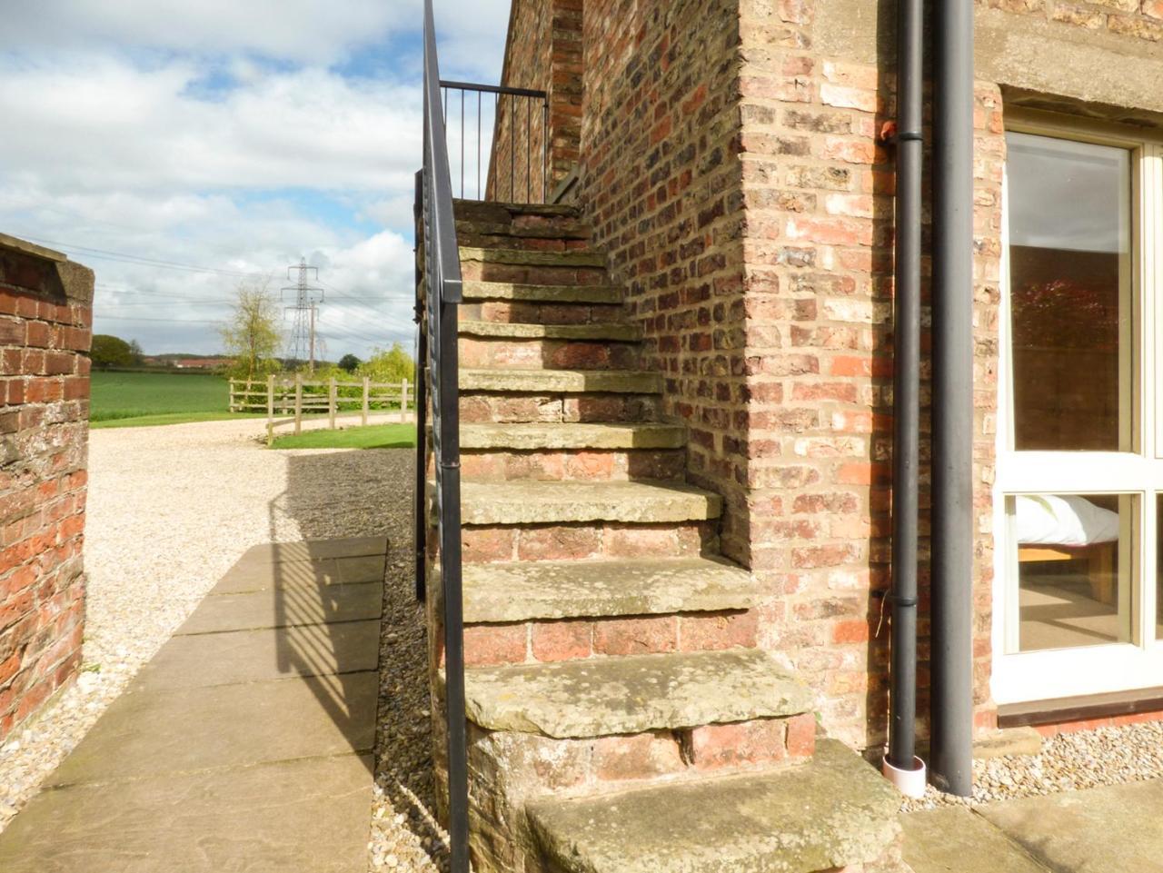 The Cart Shed Villa High Catton Exterior photo